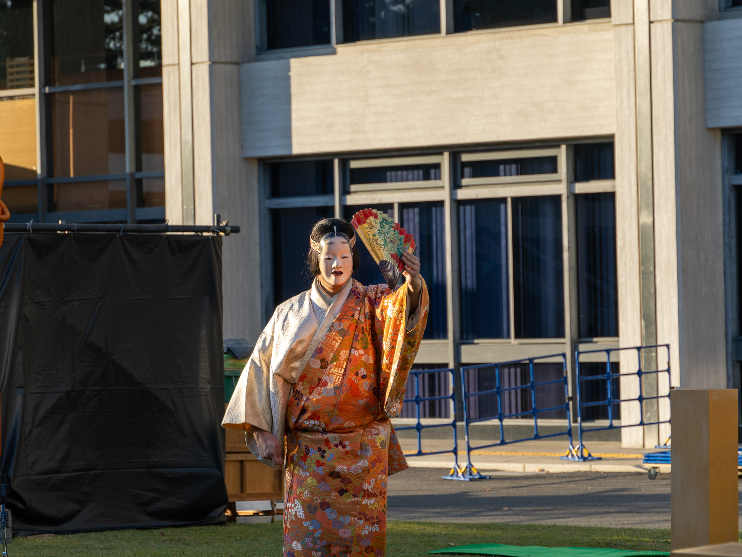 Enjoy the world’s oldest play “Nôgaku” in Nara Park